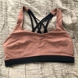 Lululemon free to be serene bra size 8